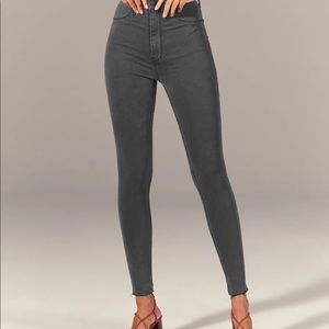 Ultra High Rise Jean Legging Abercrombie & Fitch